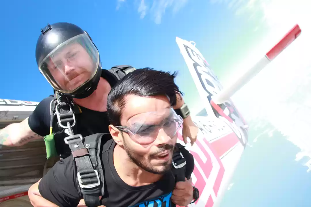 Photo of SkyDiving in Dubai P