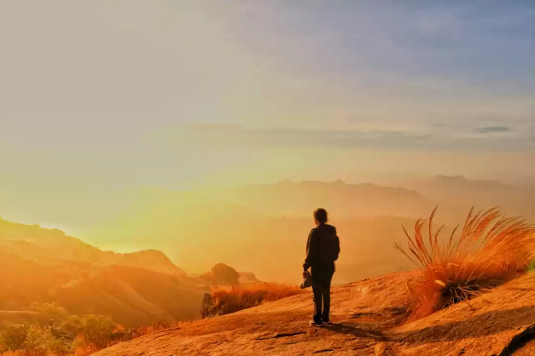 Photo of Sunrise Trek to Huth