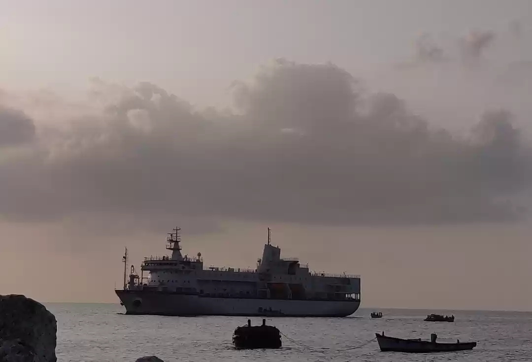 Photo of Scuba diving in Mini