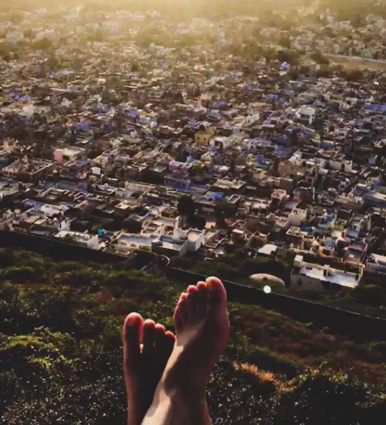 Photo of ROADWAYS TO CHITTO