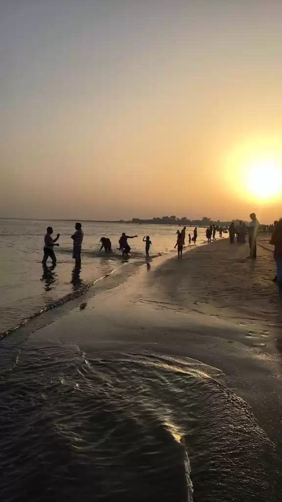 Photo of Alibaug, Worth the H