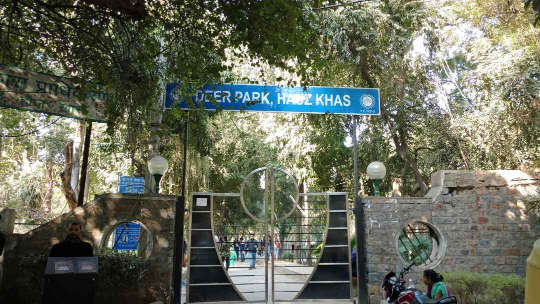 Hauz Khas Village Three In One Date Dine And Shop Tripoto Hauz khas village 770 m. hauz khas village three in one date