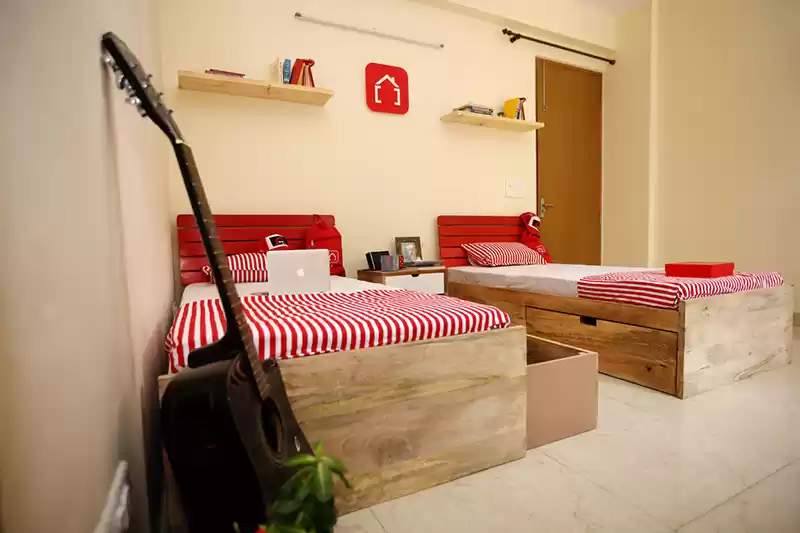 Photo of Your Space – Premium