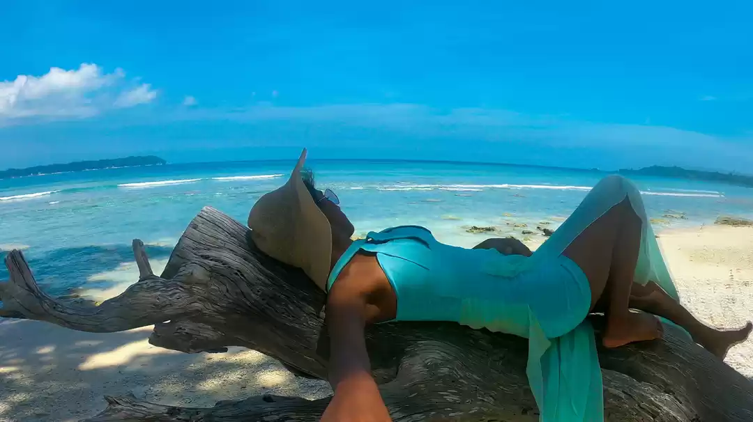 Photo of Th blue hues of Anda