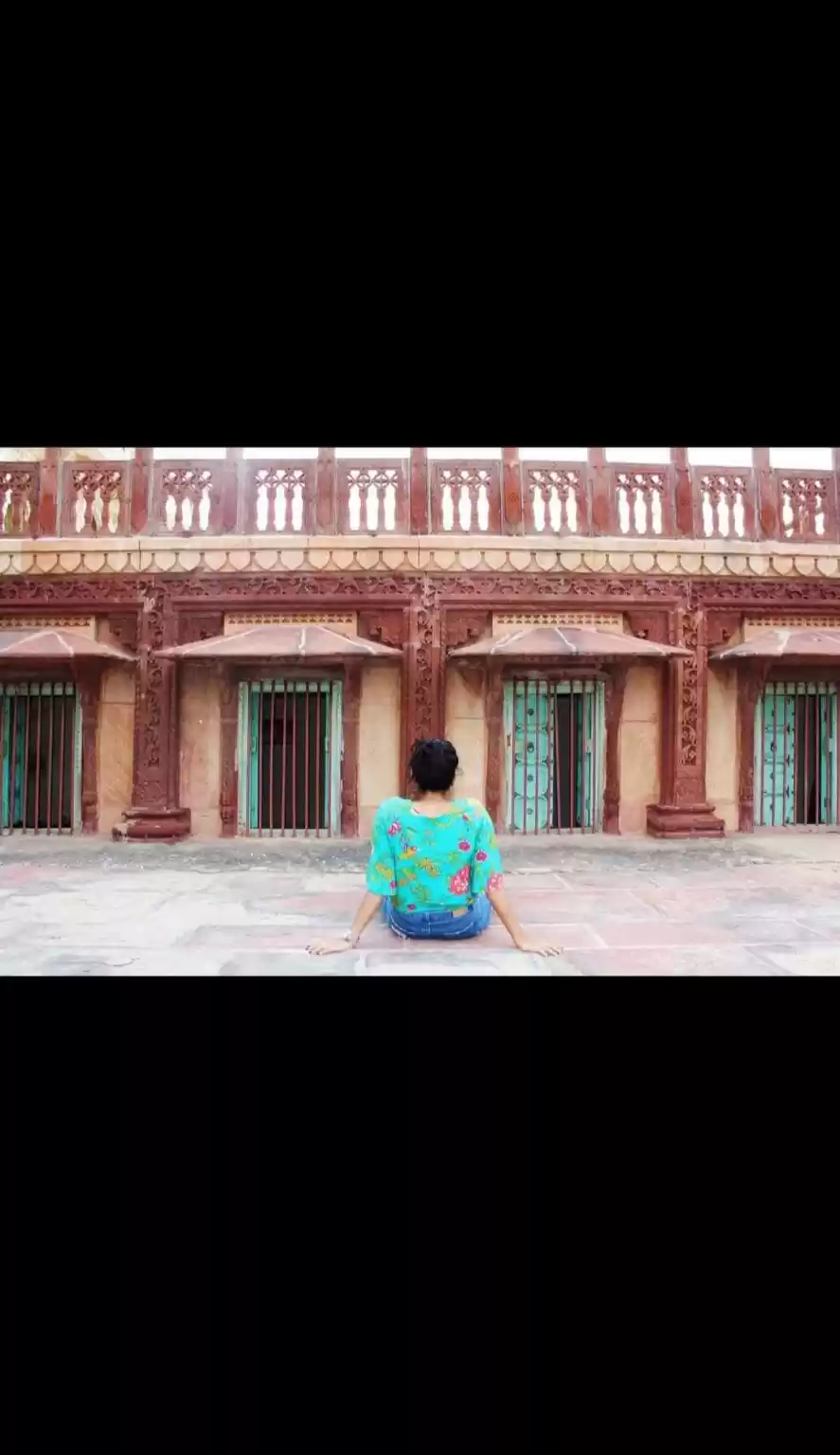 Photo of The Blue Lagoon Of R