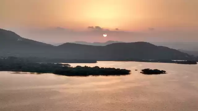 Photo of Evening Sky Watch- U