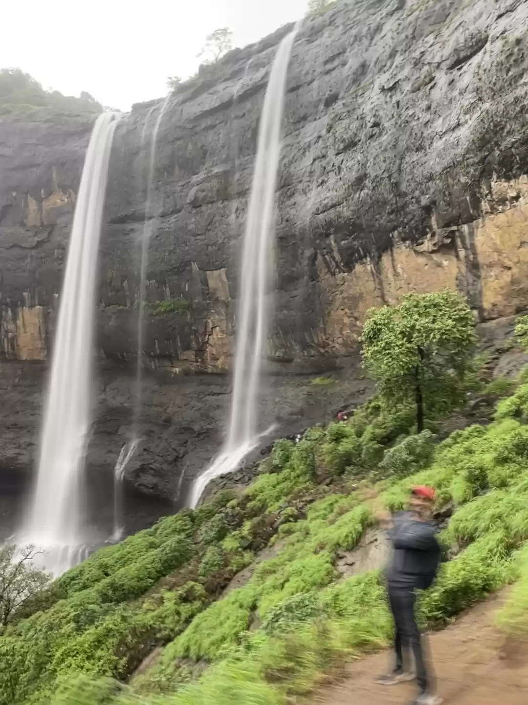 Photo of Kataldhaar Waterfall