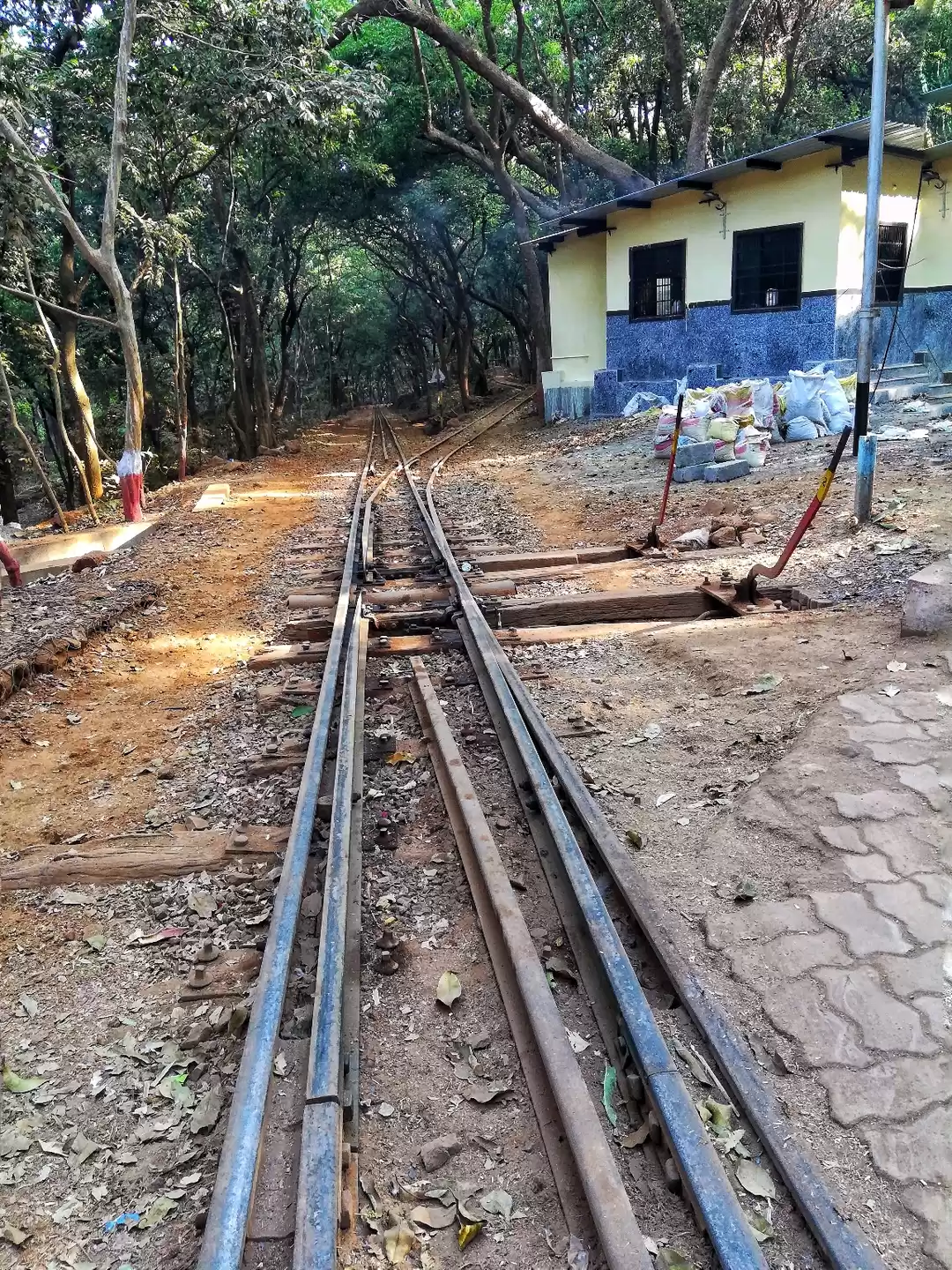 Photo of The red soils of Mat