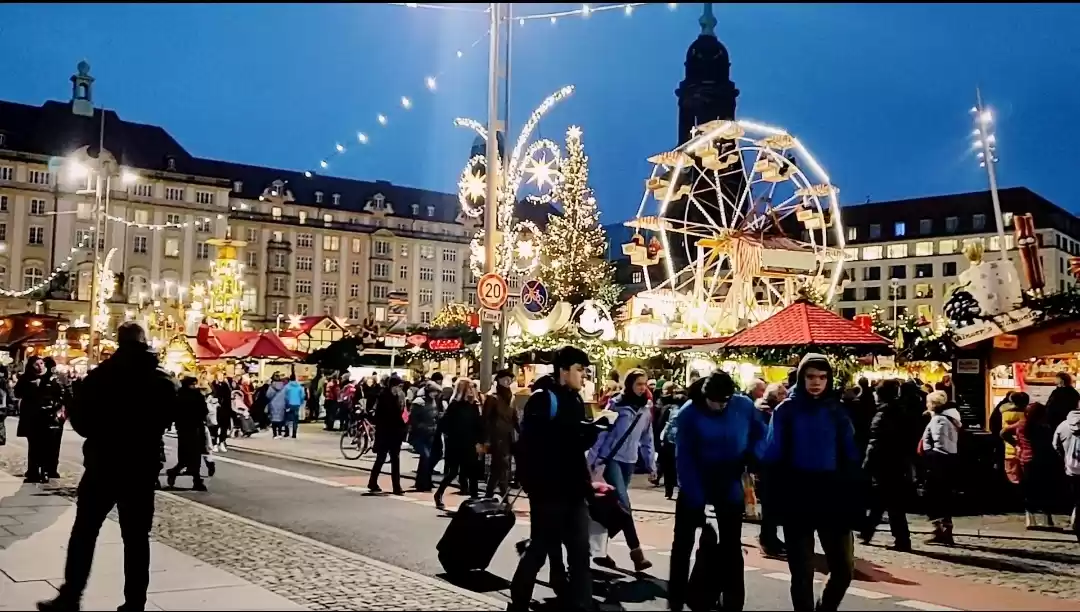 Photo of Christmas market hop