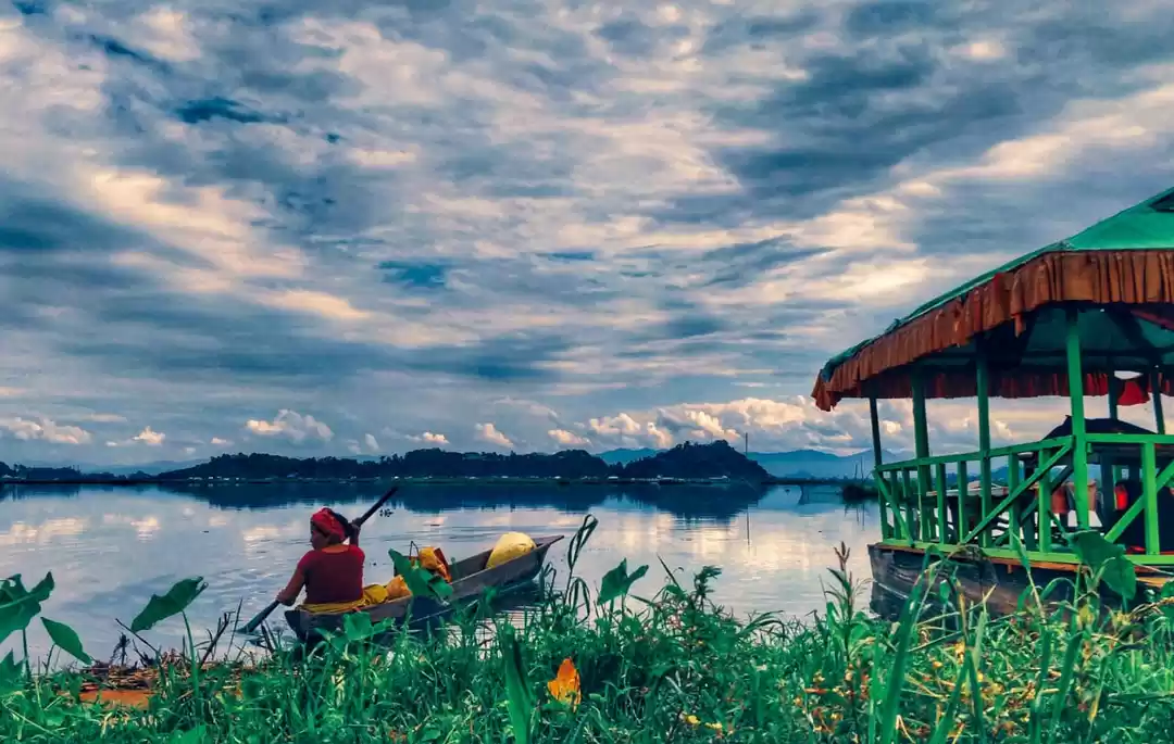 Photo of Loktak Lake in Manip