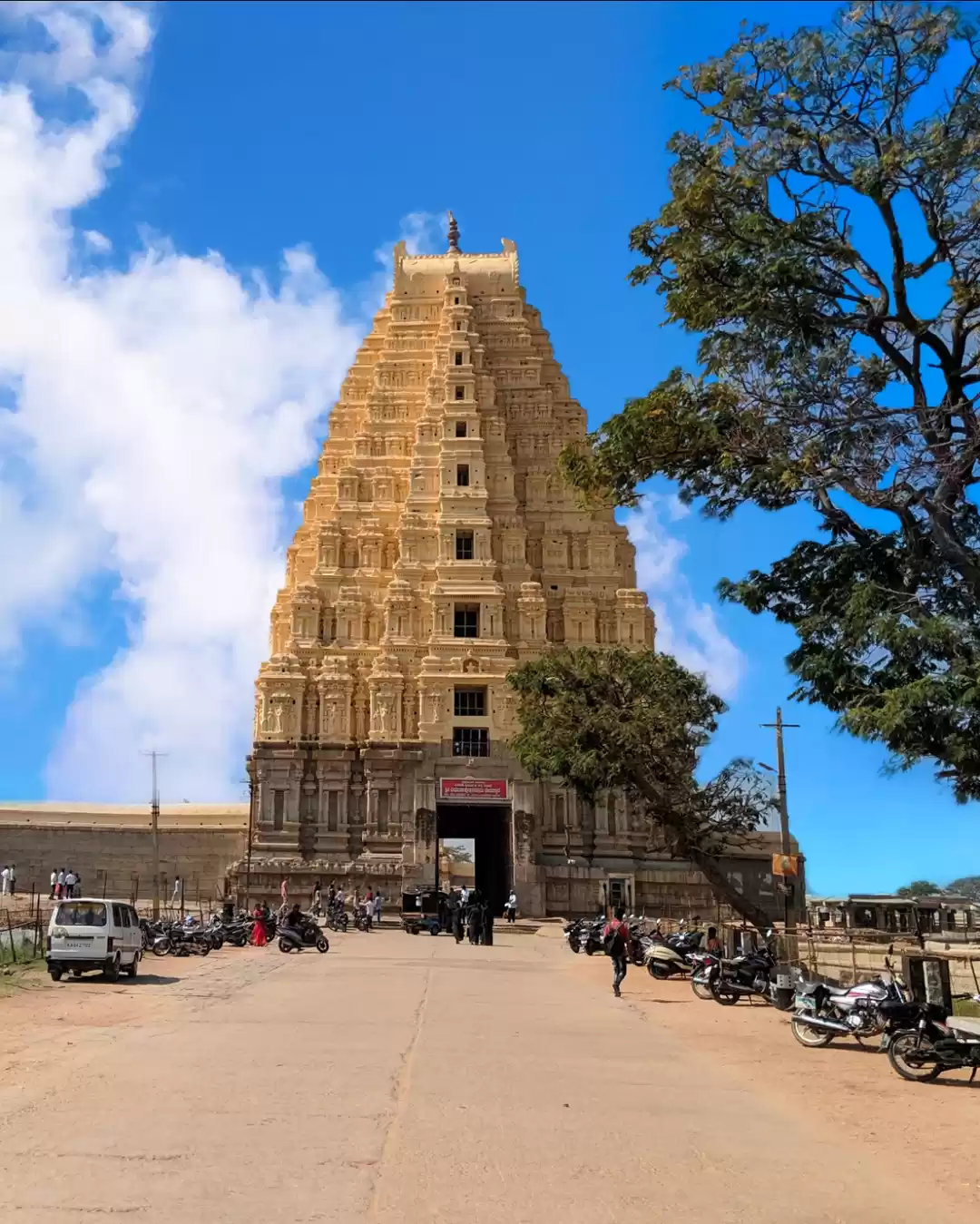 Photo of Virupaksha Temple, H