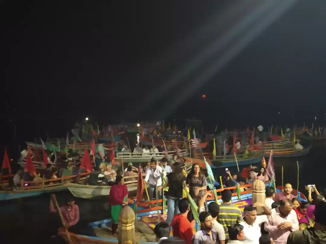 Photo of Insane Holi in Vrind