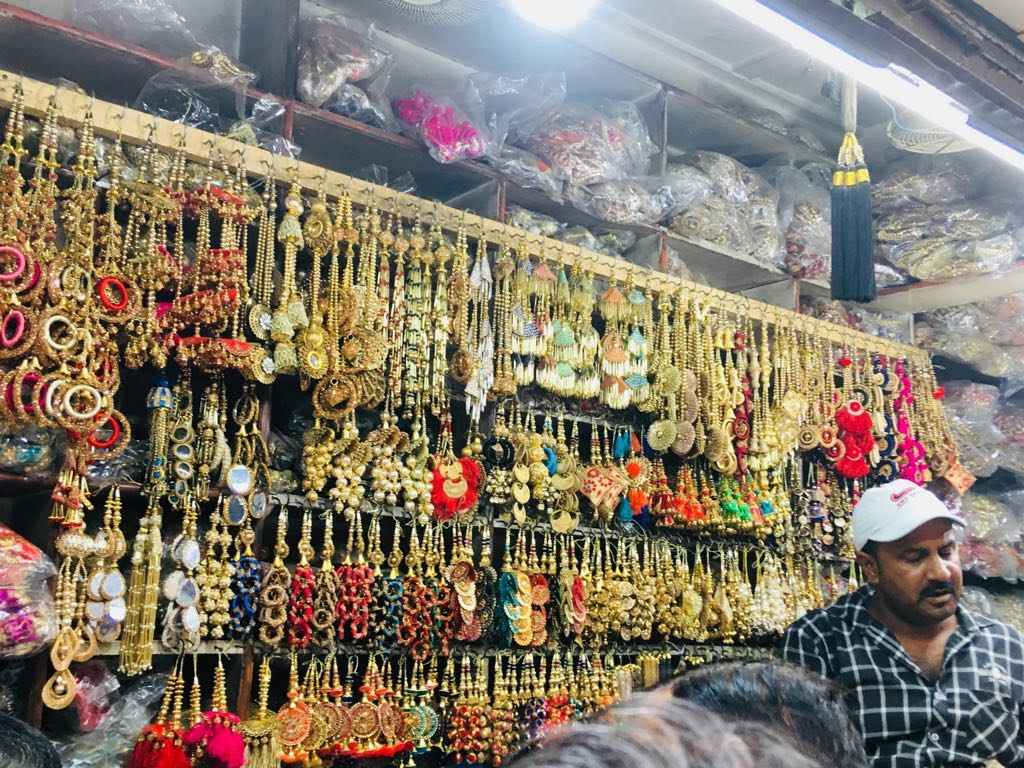 Gold market top in chandni chowk