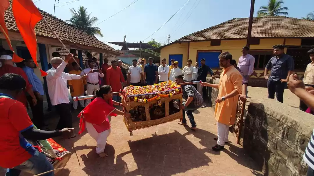 Photo of रंगों से परे होता ह