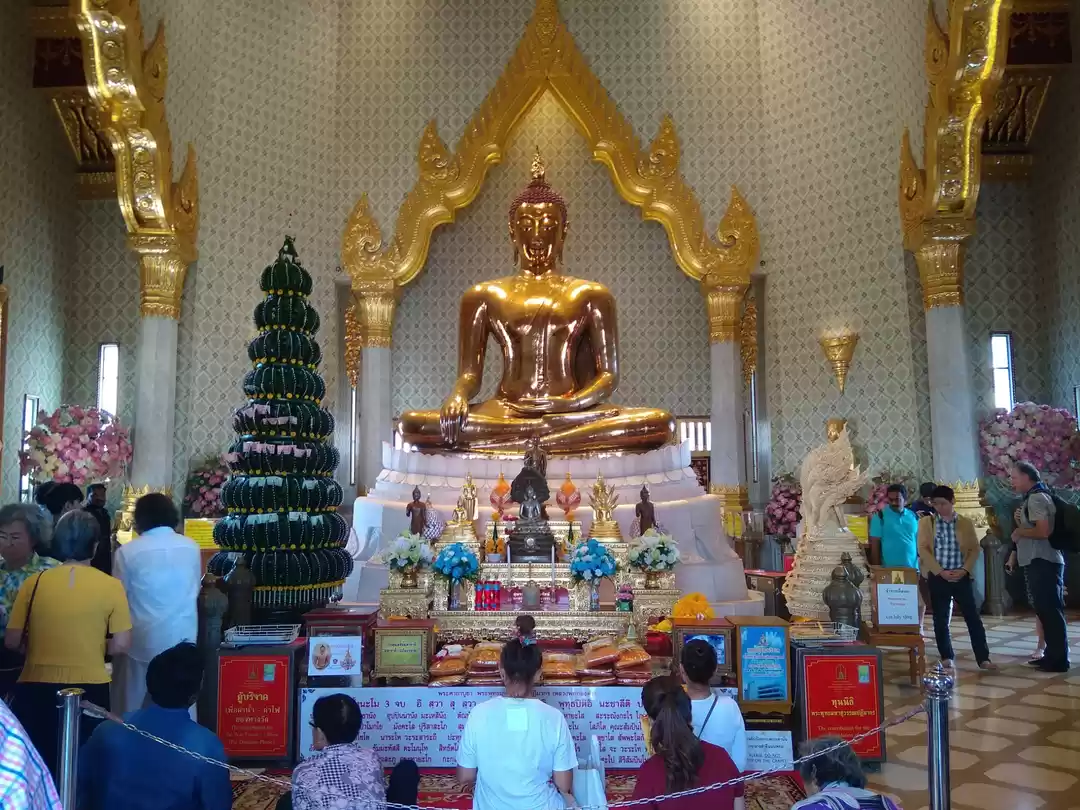 Photo of Buddha golden statue