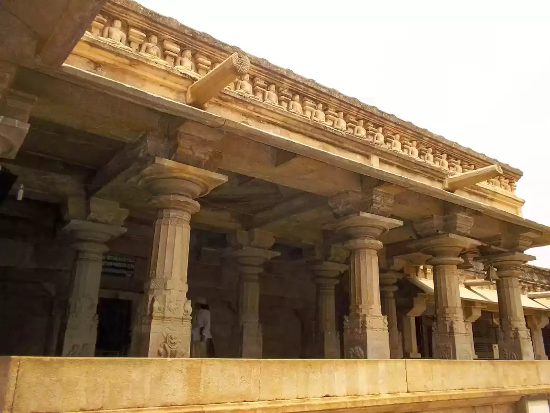 Photo of Sravanabelagola: Sol