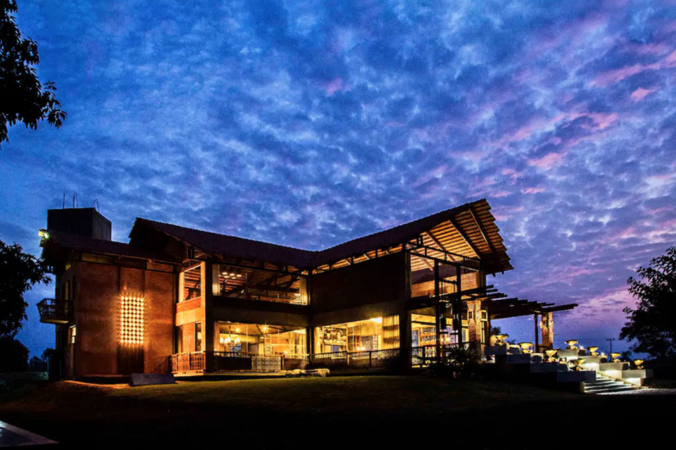 Photo of 8 Unconventional Air