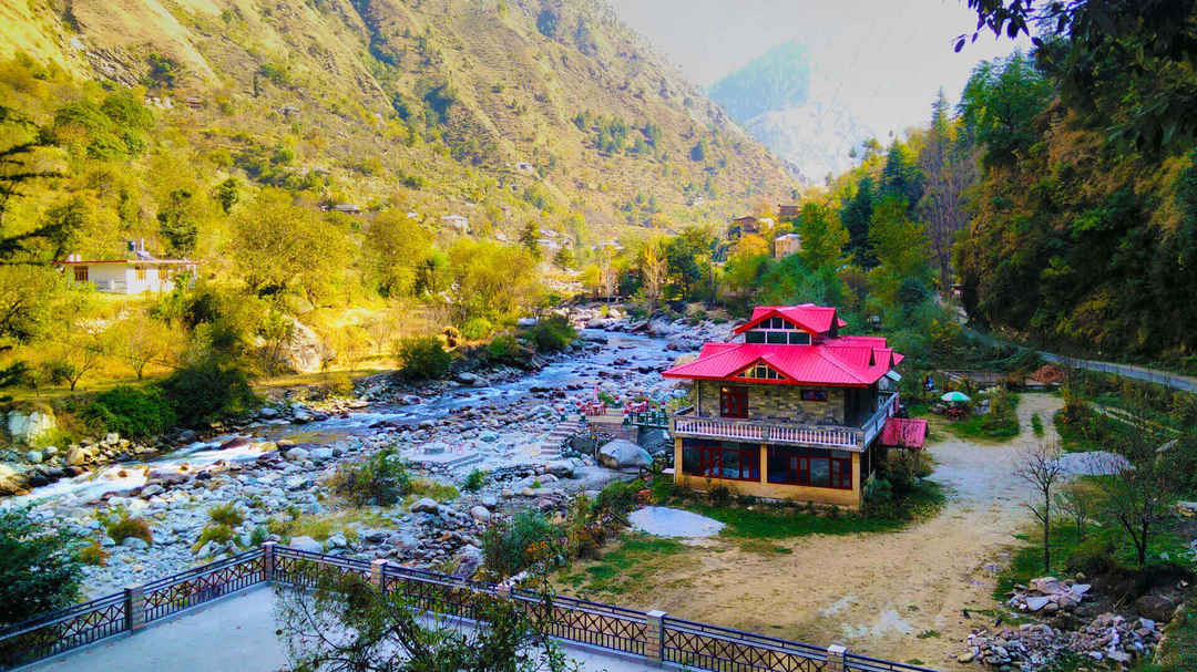 Tirthan Valley & Manali Tour - Himalayan Saga