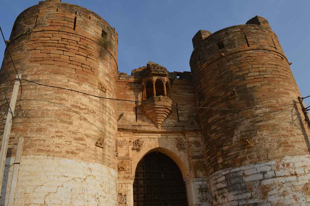 Tera Offbeat Place Tripoto The fort is a tourist attraction but was damaged during the earthquick and previously in the war, it is now declared as a heritage property. tera offbeat place tripoto