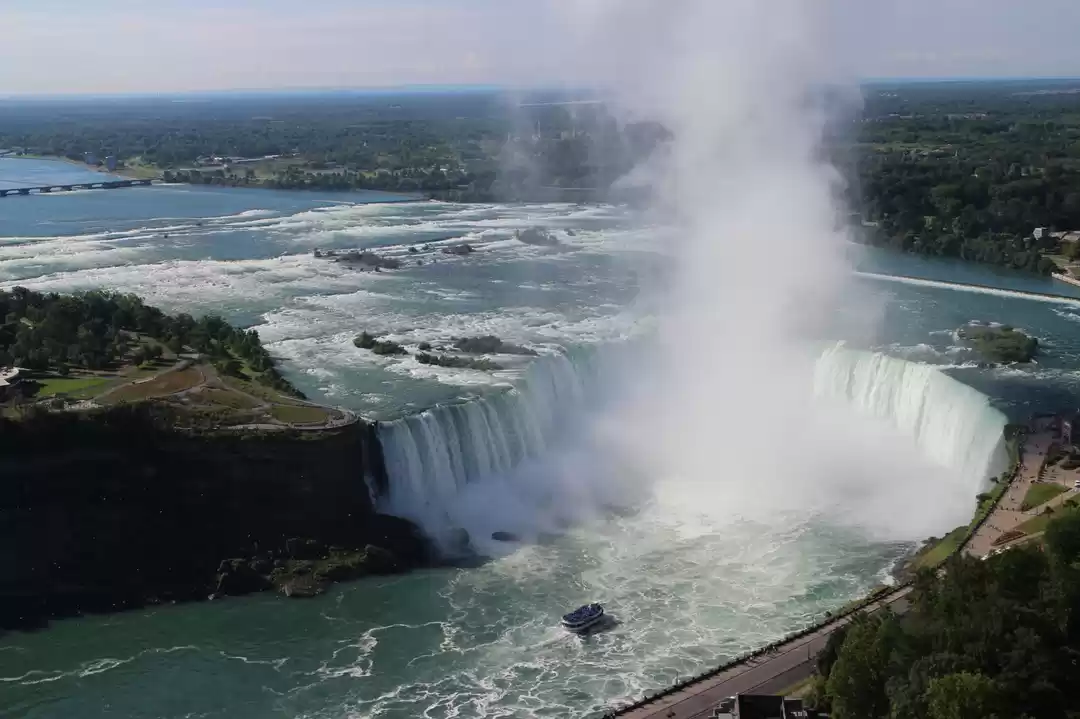 Photo of Bonjour Canada - Exp
