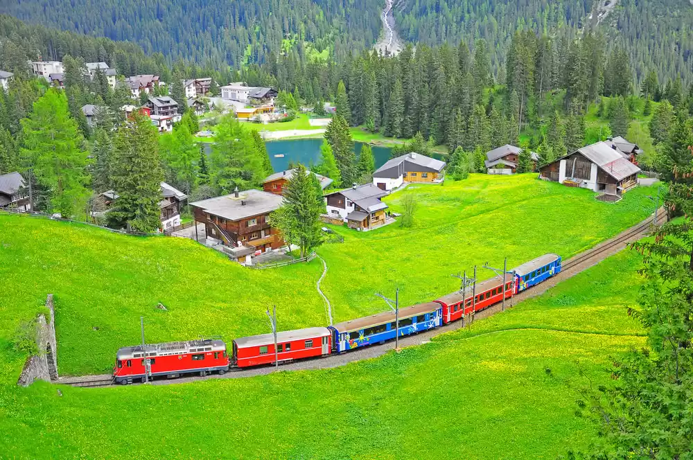 Photo of Switzerland - A para