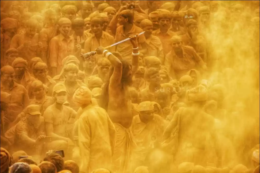 Photo of Soaked in Yellow Gol