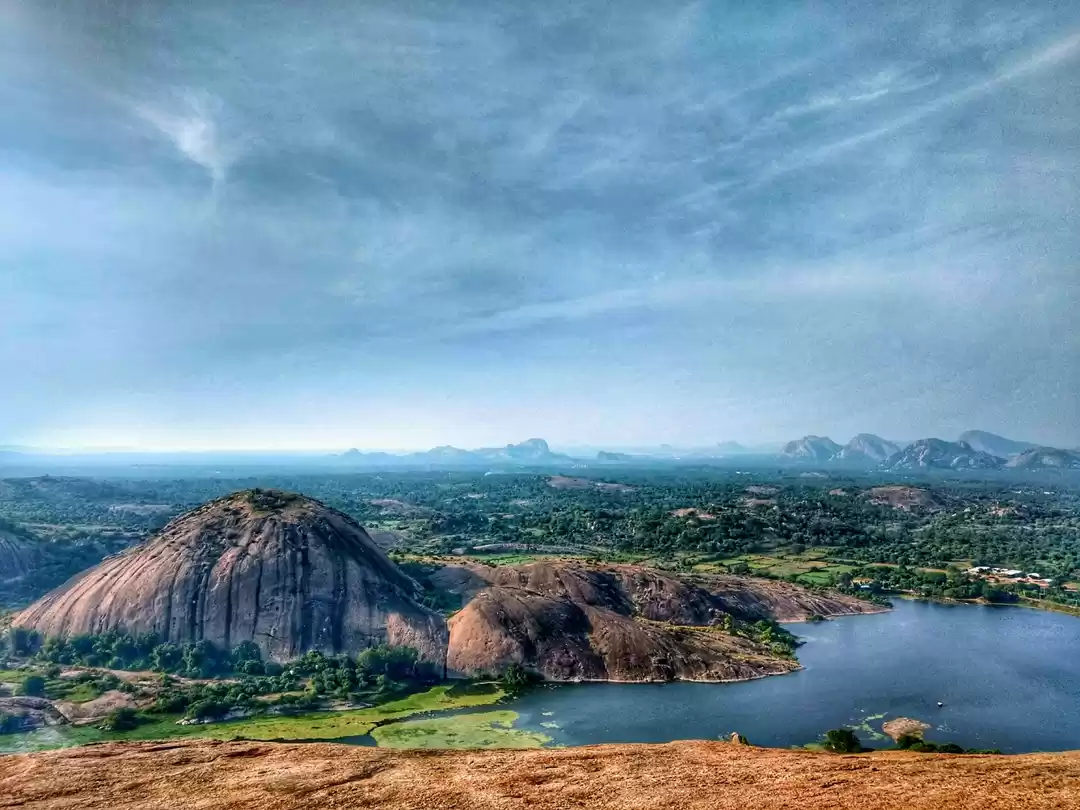 Photo of Lakes & Boulders