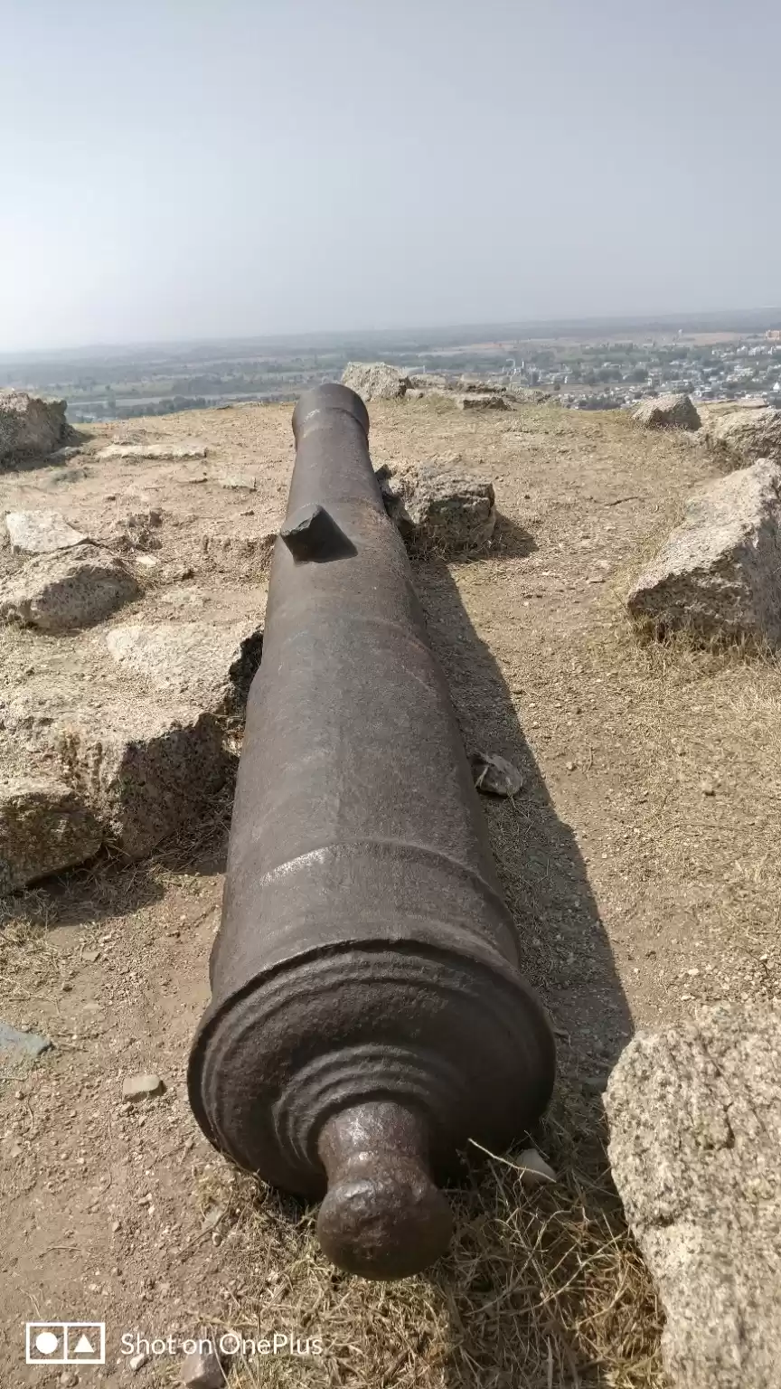 Photo of Fort on Monolithic R