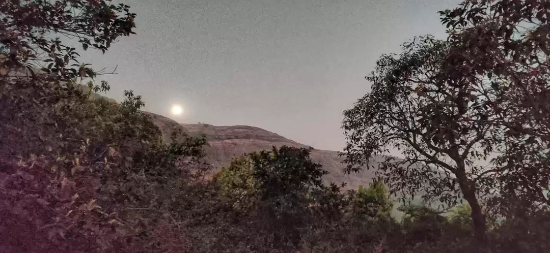 Photo of Kalsubai Sunrise Tre