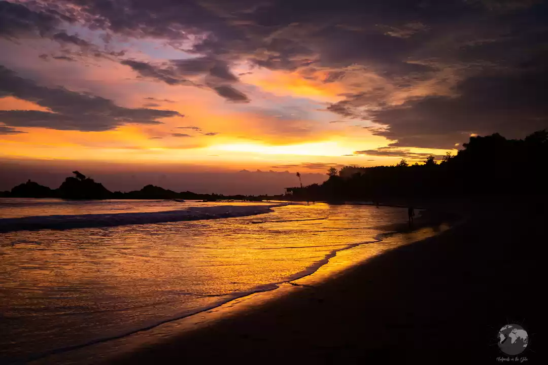 Photo of Colorful Skies, Hipp