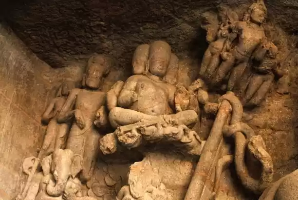 Picture/Photo: Vistors in main cave, Elephanta Island. Mumbai, Maharashtra,  India