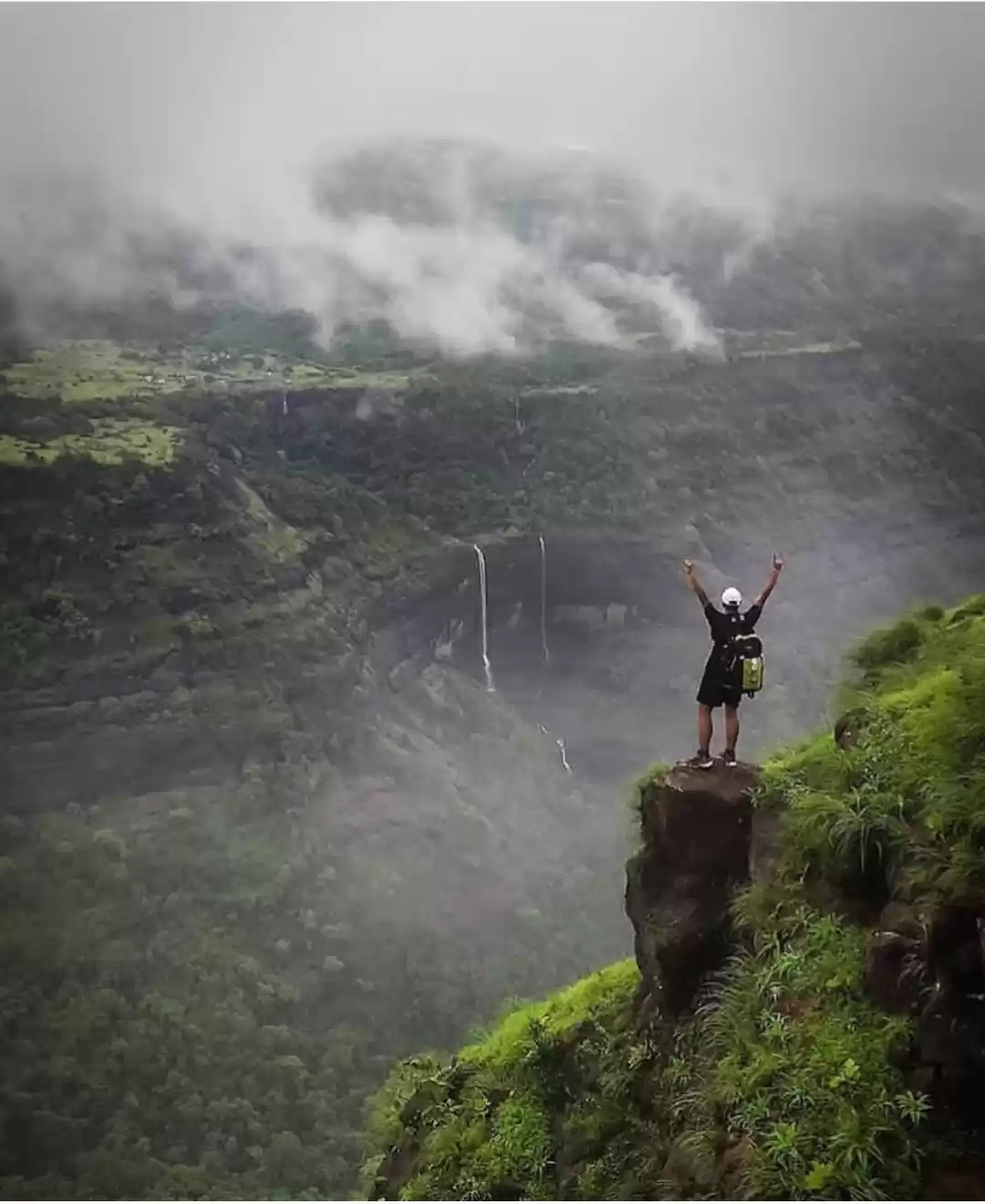 Photo of लोनावला : मुंबई के