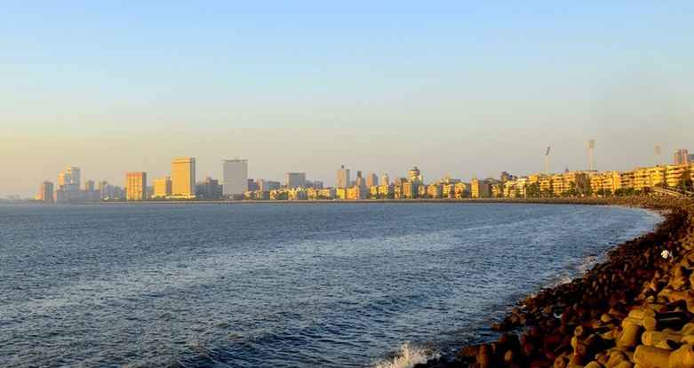 Queens Necklace : Marine Drive and The Chowpatty : Mumbai things2doinMumbai  indiain5k - Tripoto