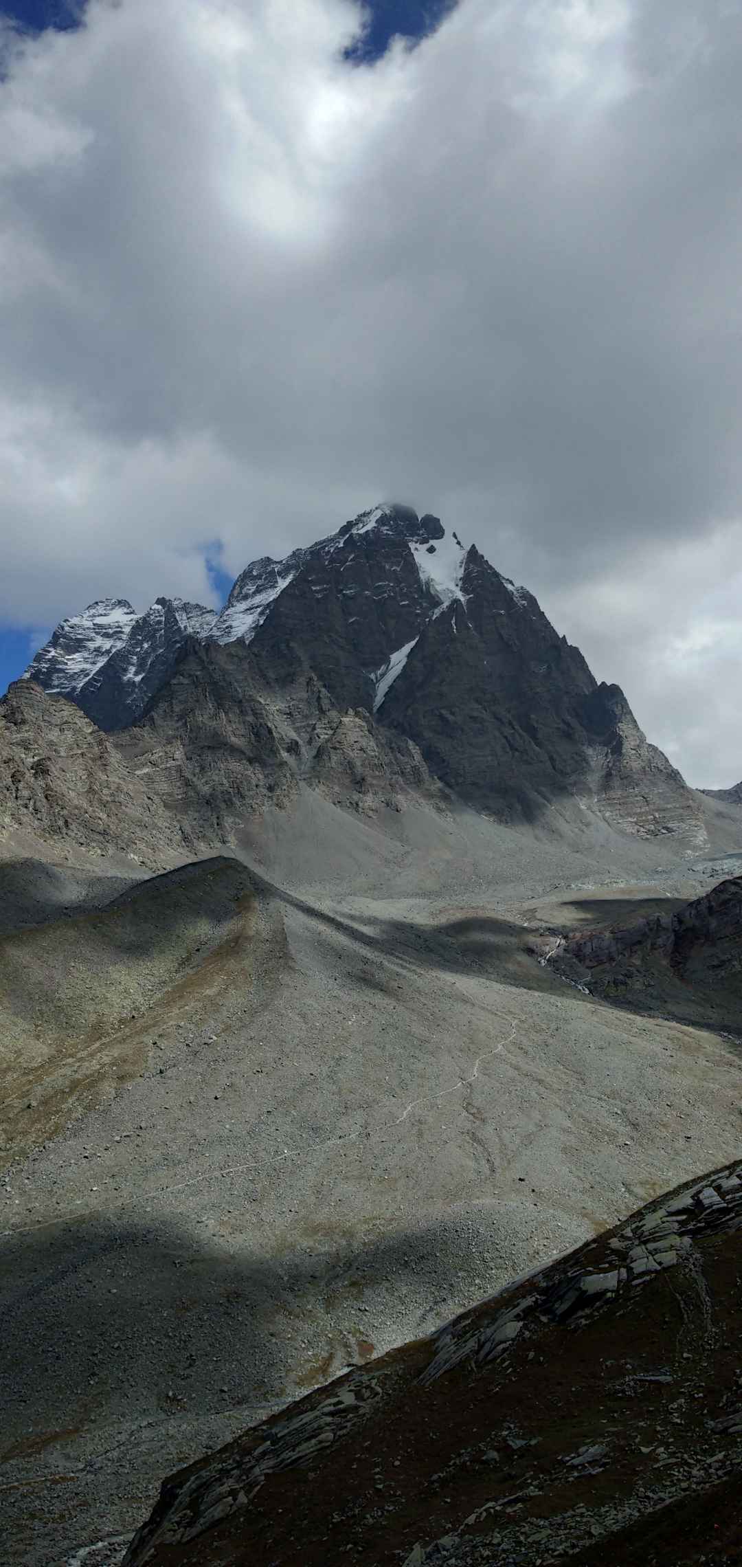 Rajan Sujati India Rajansujatiindia Travel Blogger At Tripoto Darshan raval, aditya dev, youngveer. tripoto