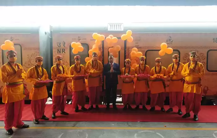 Photo of लग्ज़री ट्रेन से कीज