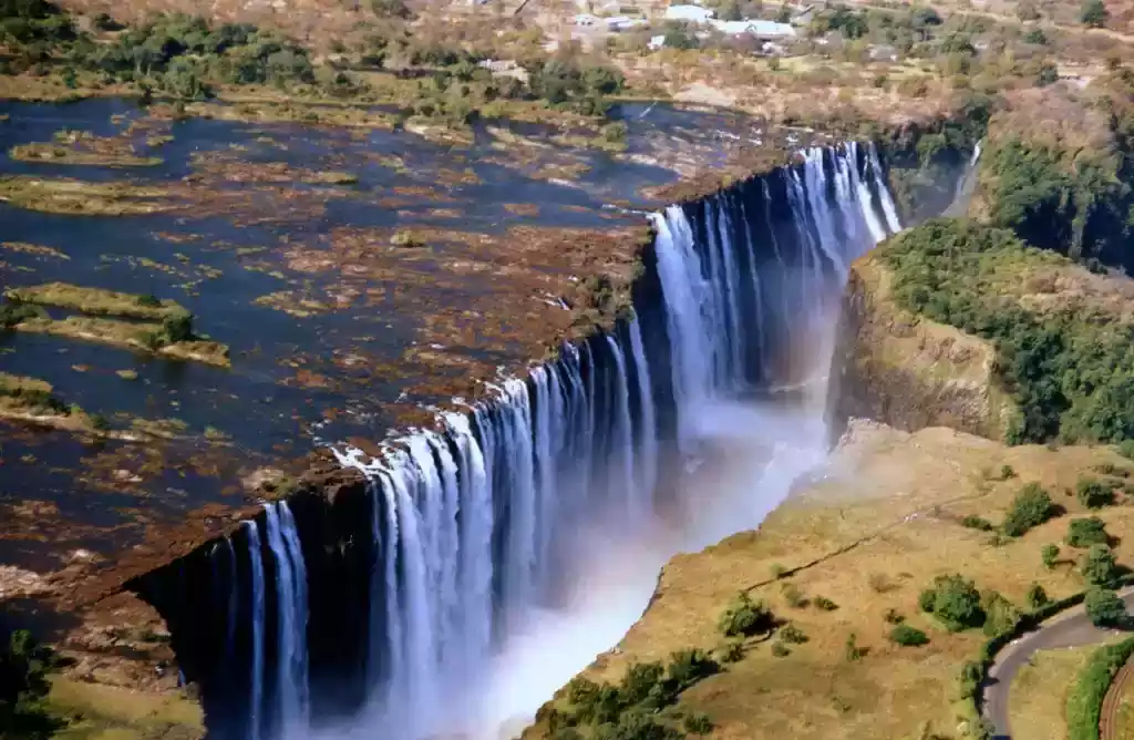Photo of Victoria Falls close