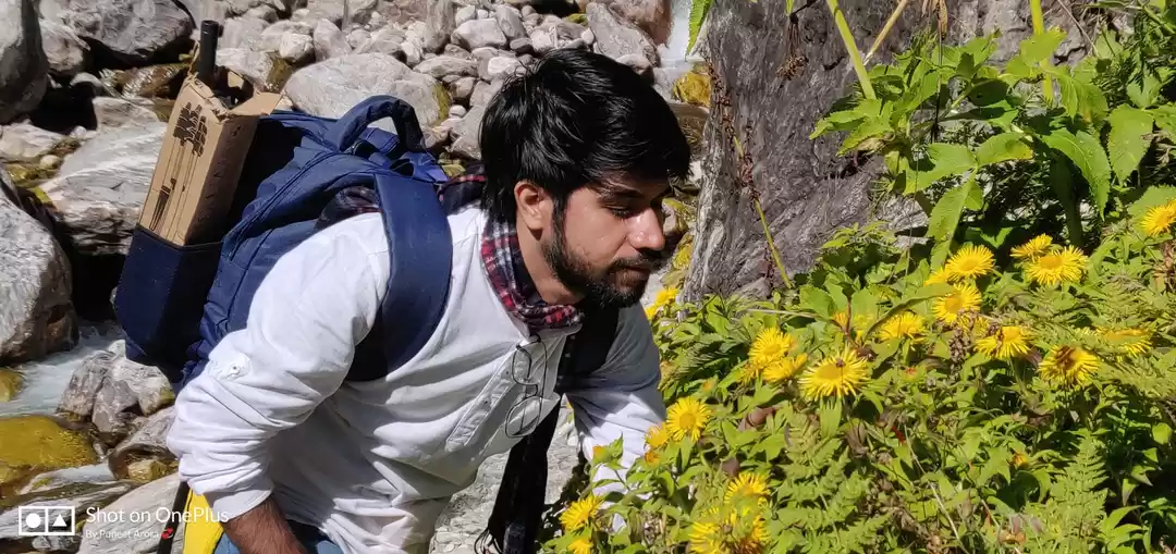 Photo of Connecting @ HemKund