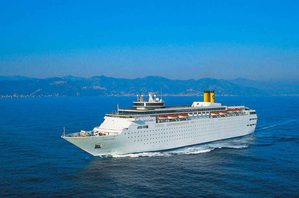 7 Best Cruises In India For You To Wave Their Worries Goodbye