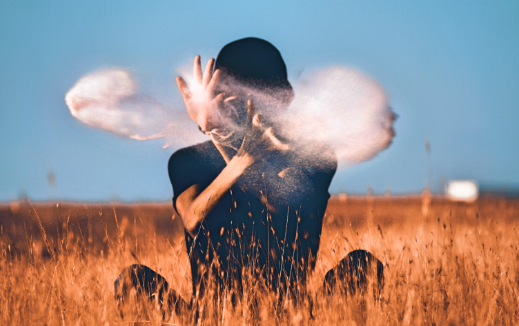 hyatti vape liquid Travelling & Vaping: A Guide main image 1