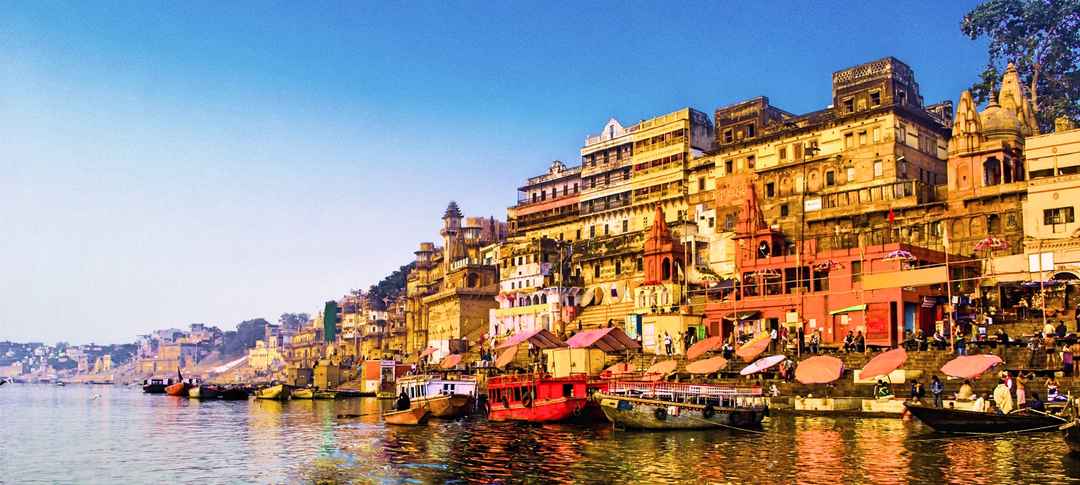 8 Ghats in Varanasi That Offer A Divine Experience - Tripoto