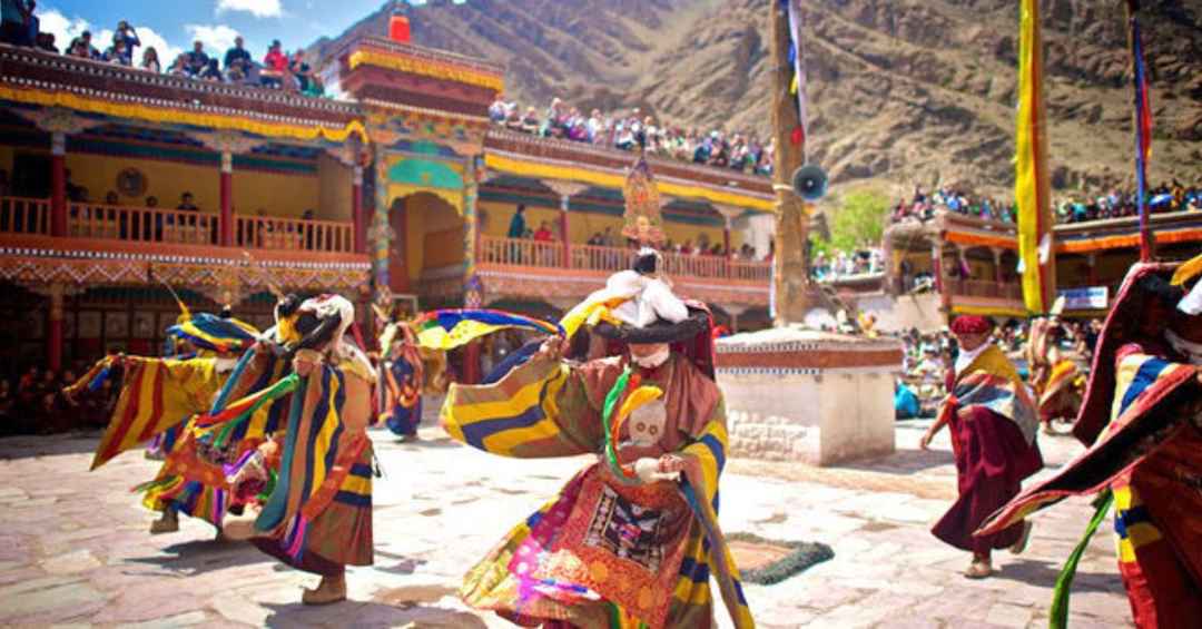 21 Festivals of Himachal Pradesh To Witness Diversity Of The State
