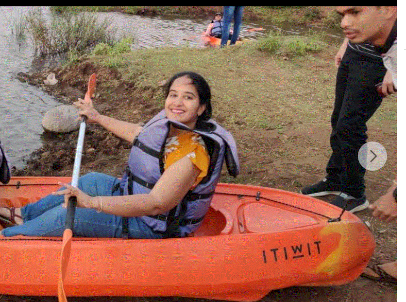 Photo of In the waters without helmet and safety jackets, A near Drowning experience while rafting at Kolad 1/8 by Hetal