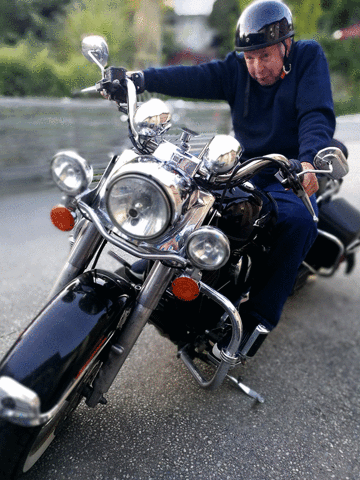 Photo of Motorcycle Safe Riding Tips! 1/5 by Pankti Shah