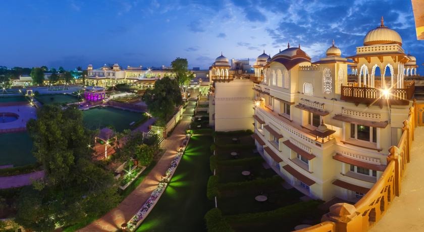 15 Best Luxury Resorts in Jaipur, Luxury Hotels in Jaipur - Tripoto