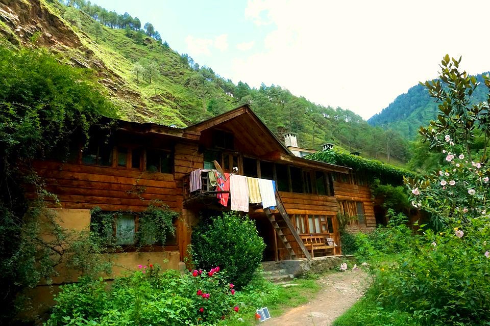 Raju Bhartis Guest House Tirthan Valley Guide Itinerary, Cost