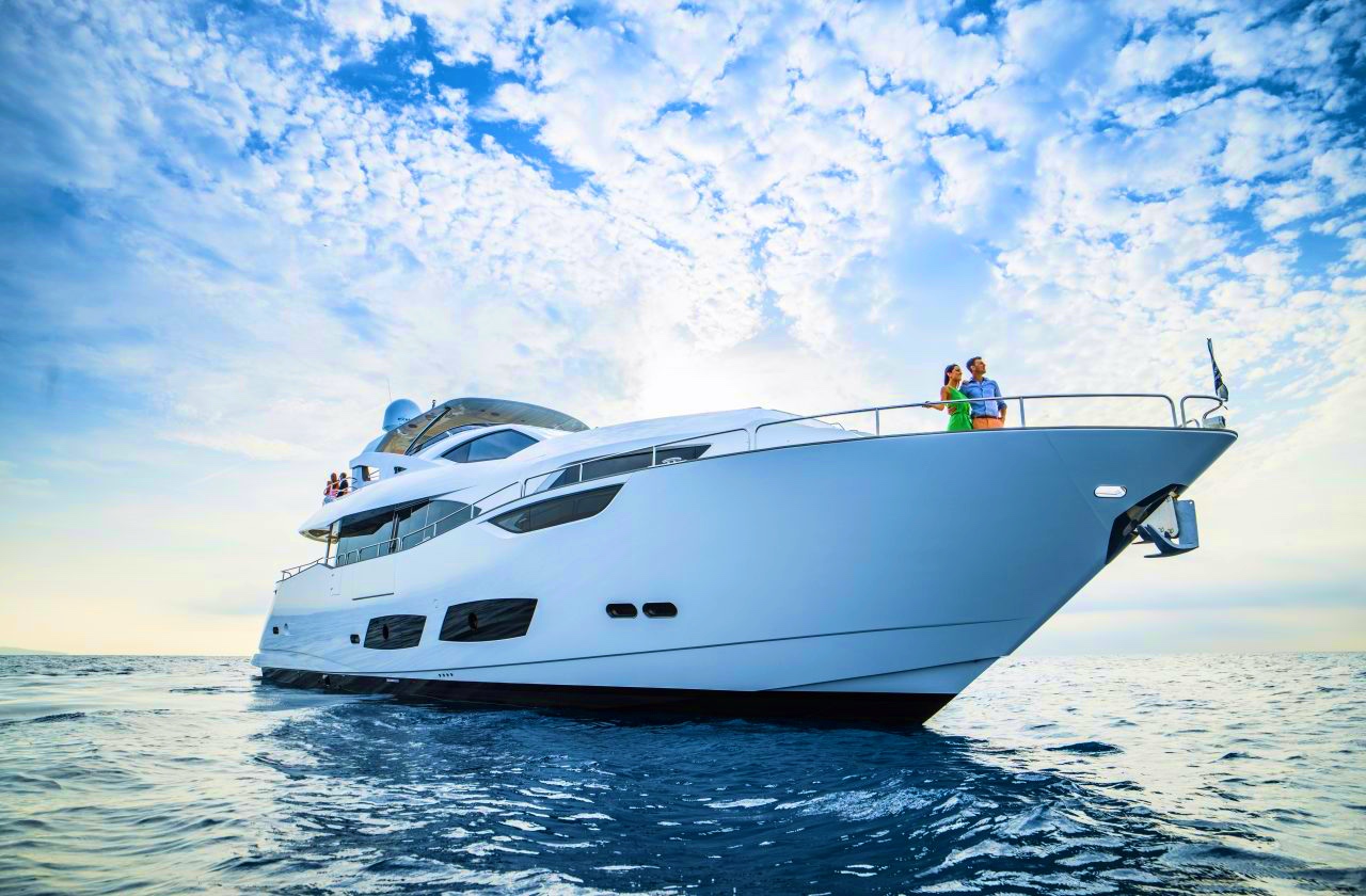 luxury yacht in goa