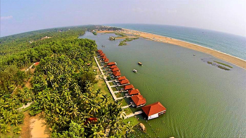 These Floating Cottages In Kerala Are Simply Paradise On Earth Tripoto